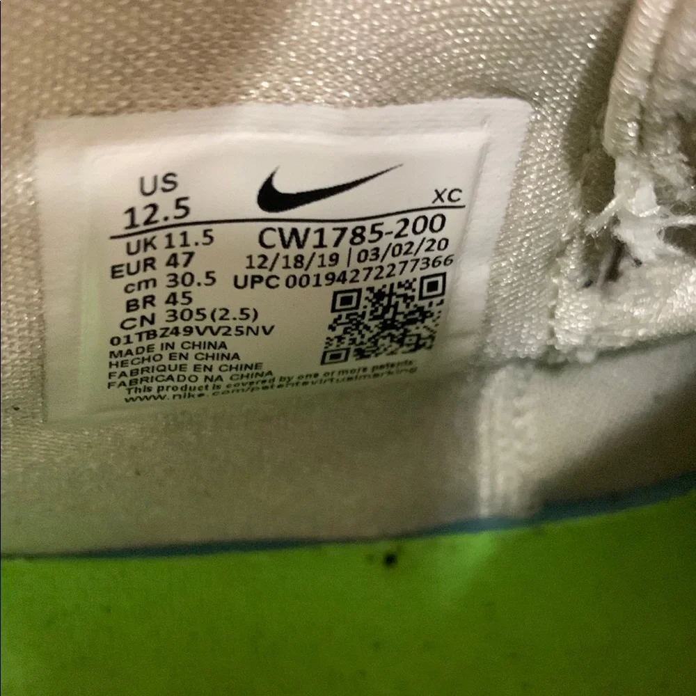 Nike Kyrie Irving 7 Basketball Sneakers shoes